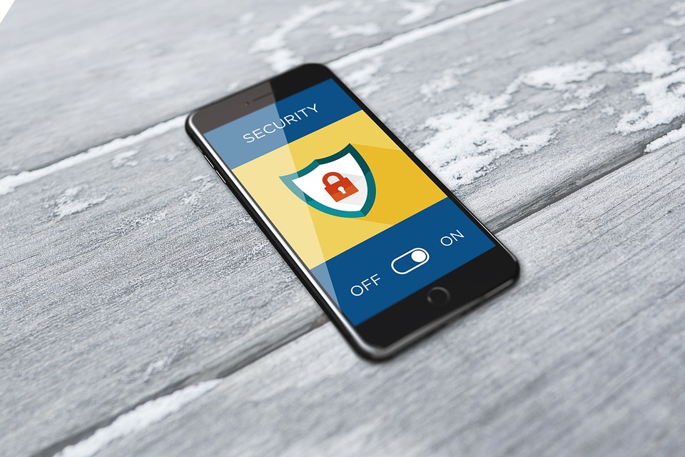 Keep your Mobile data safe using these tips